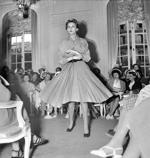 1950 dior dress style