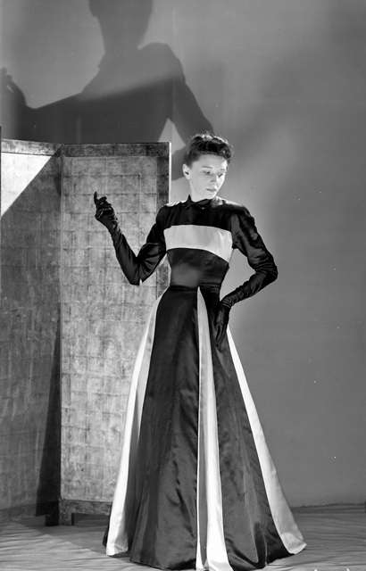 1946 dress by Claire McCardell  Claire mccardell, Fashion 1940s